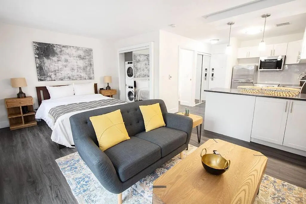 Cozy Studio On 4Th Floor With Wi-Fi, Patio, Parking & Laundry! Apartment Winnipeg